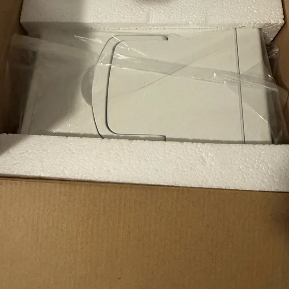 MONAT Skincare Fridge- White
